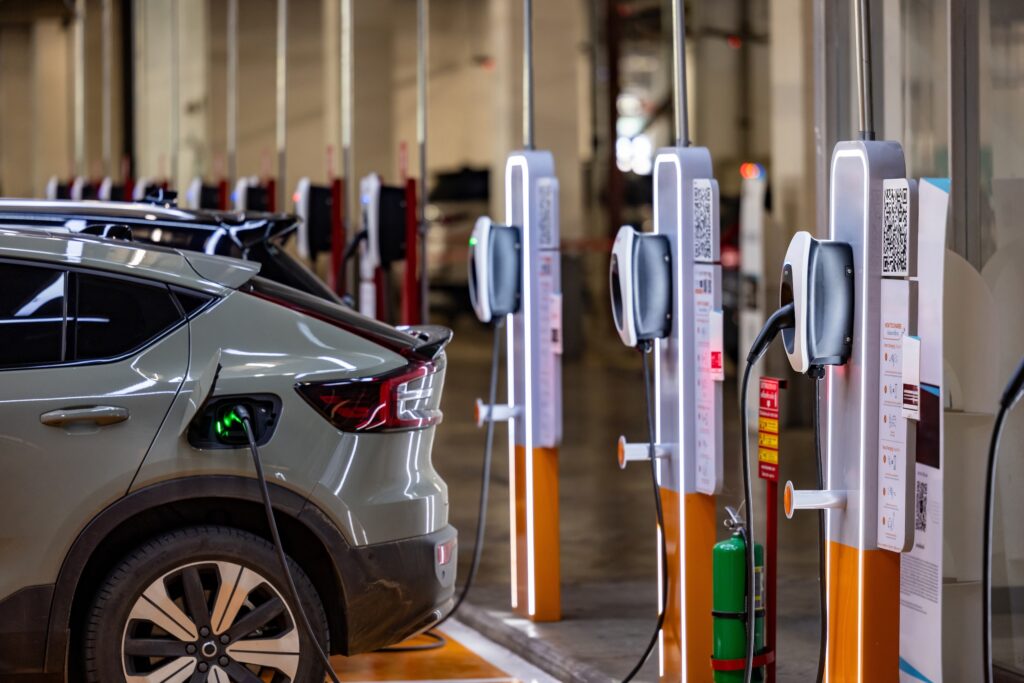Leasewire: Your Customers Want Electric Vehicles: Here’s How You (and Inspiration!) Can Help