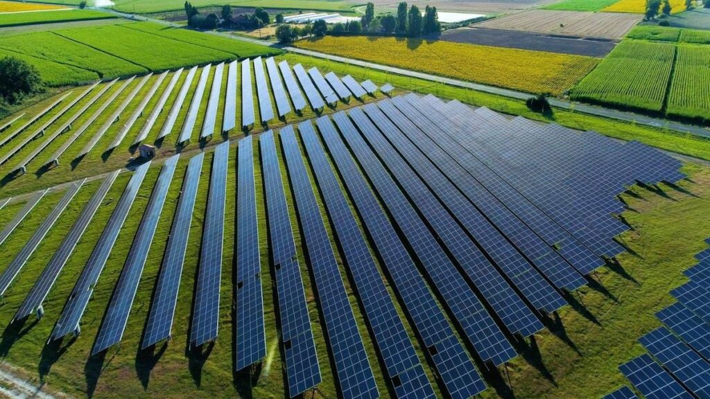 ‘It’s a Good Time to be a Banker’: RE+ Panel Reports Massive Growth in Corporate Investment in Renewables